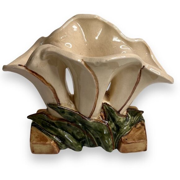 Vintage McCoy USA Triple Lily Vase 1950s Mid Century 7 Inch Tall Planter Beige - Picture 1 of 14
